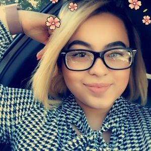 Meet your Posher, Araseli yesenia